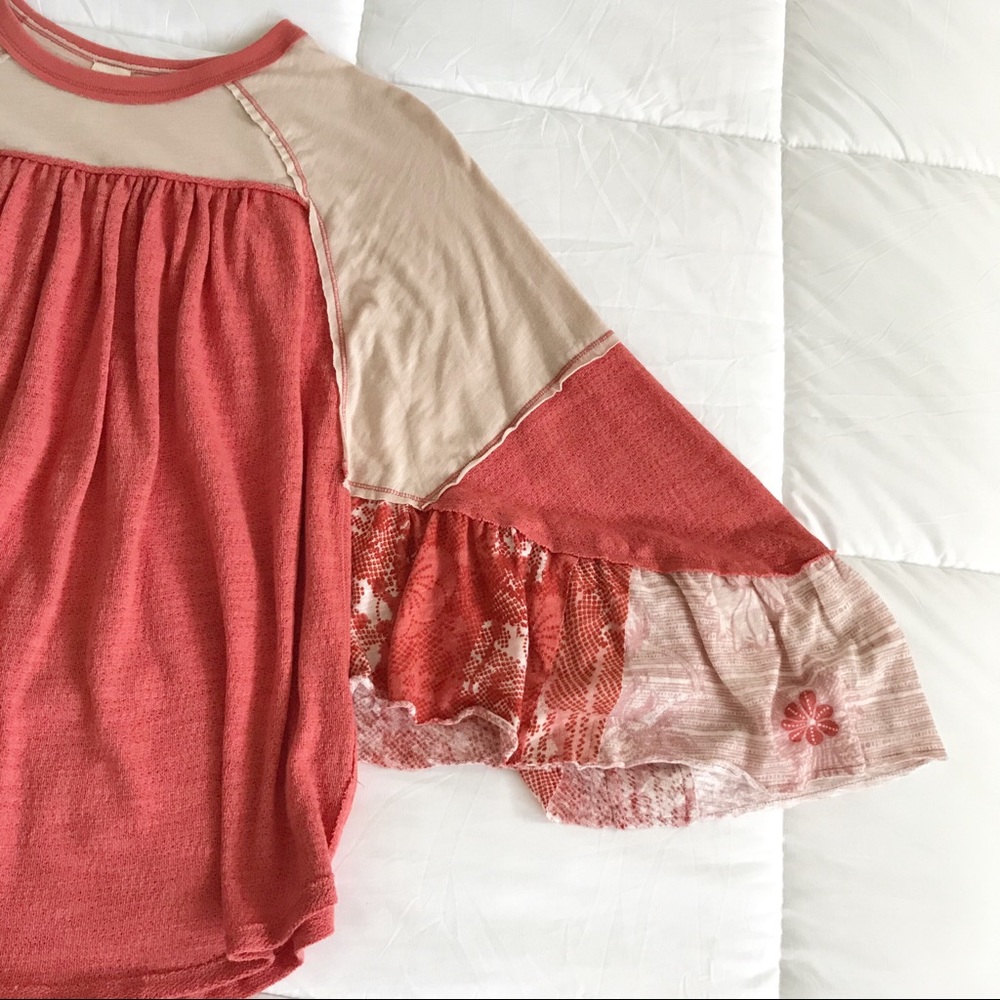 Free People FRIDAY FEVER Ruffle Sleeve Top - Picture 5 of 7